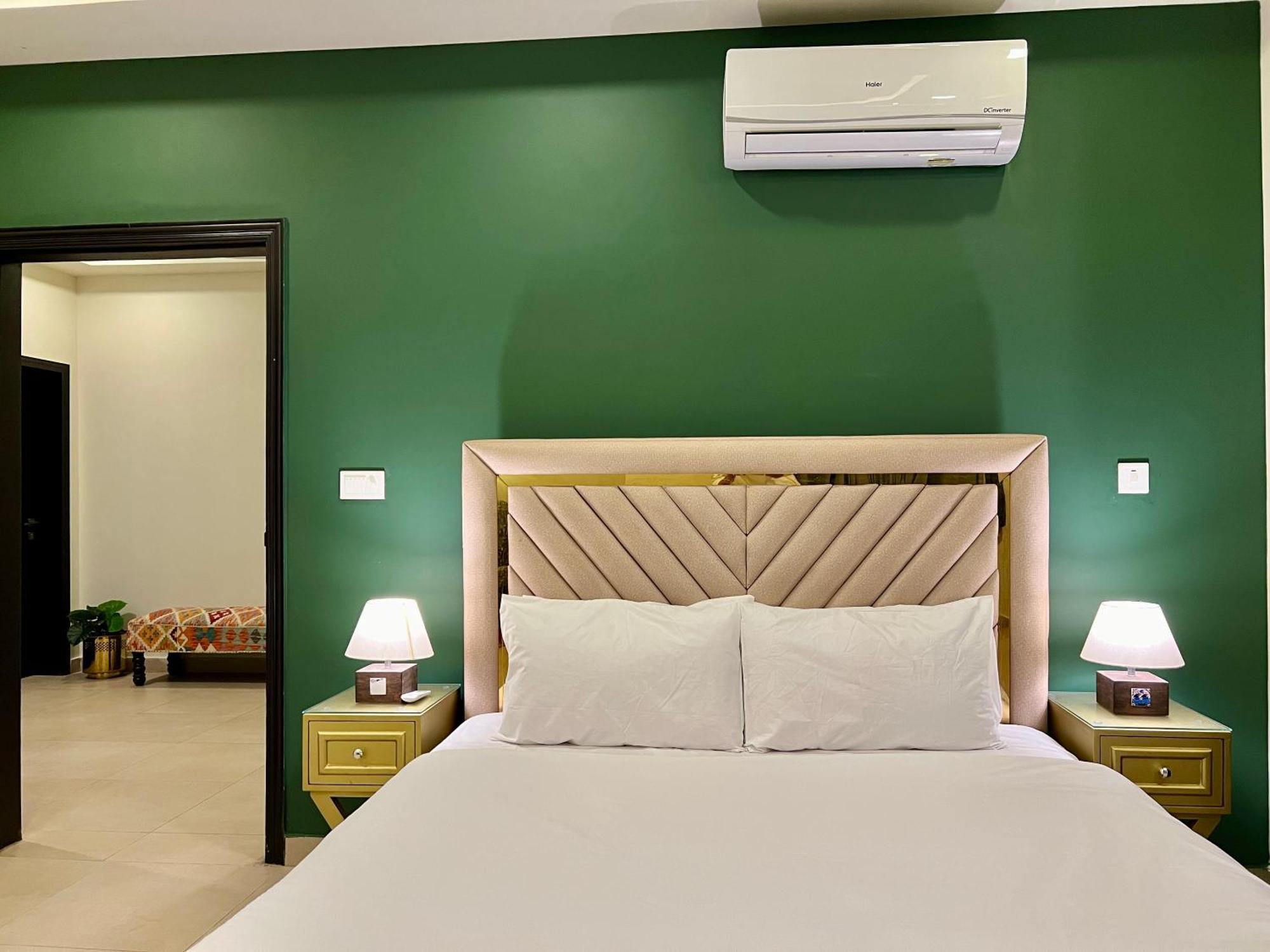 Serenity Corner 4 Bhk Islamabad Eksteriør billede