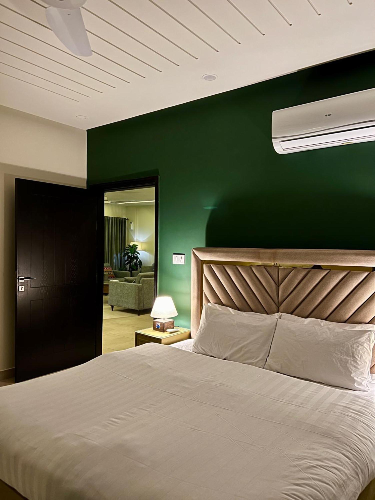 Serenity Corner 4 Bhk Islamabad Eksteriør billede