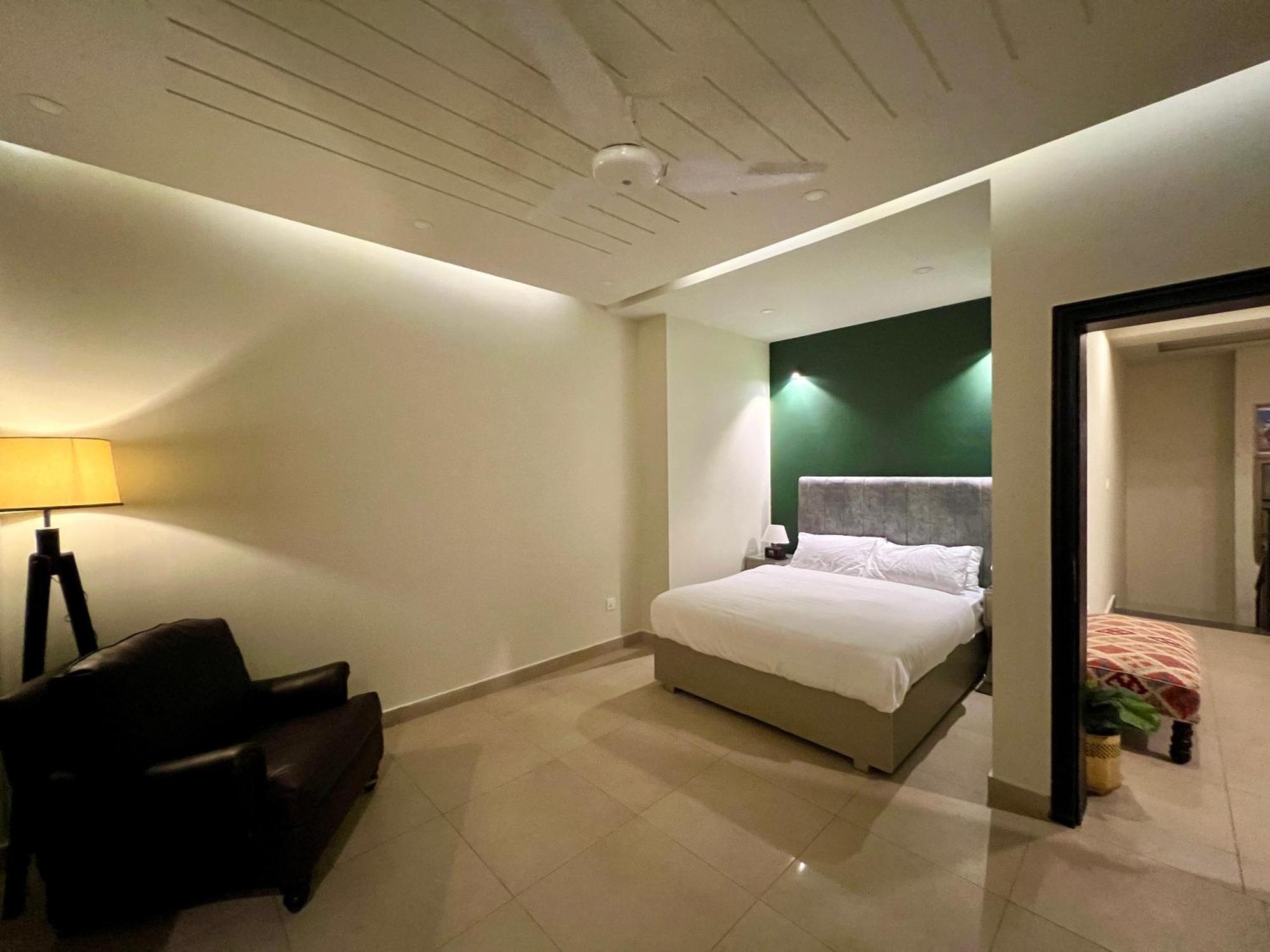 Serenity Corner 4 Bhk Islamabad Eksteriør billede