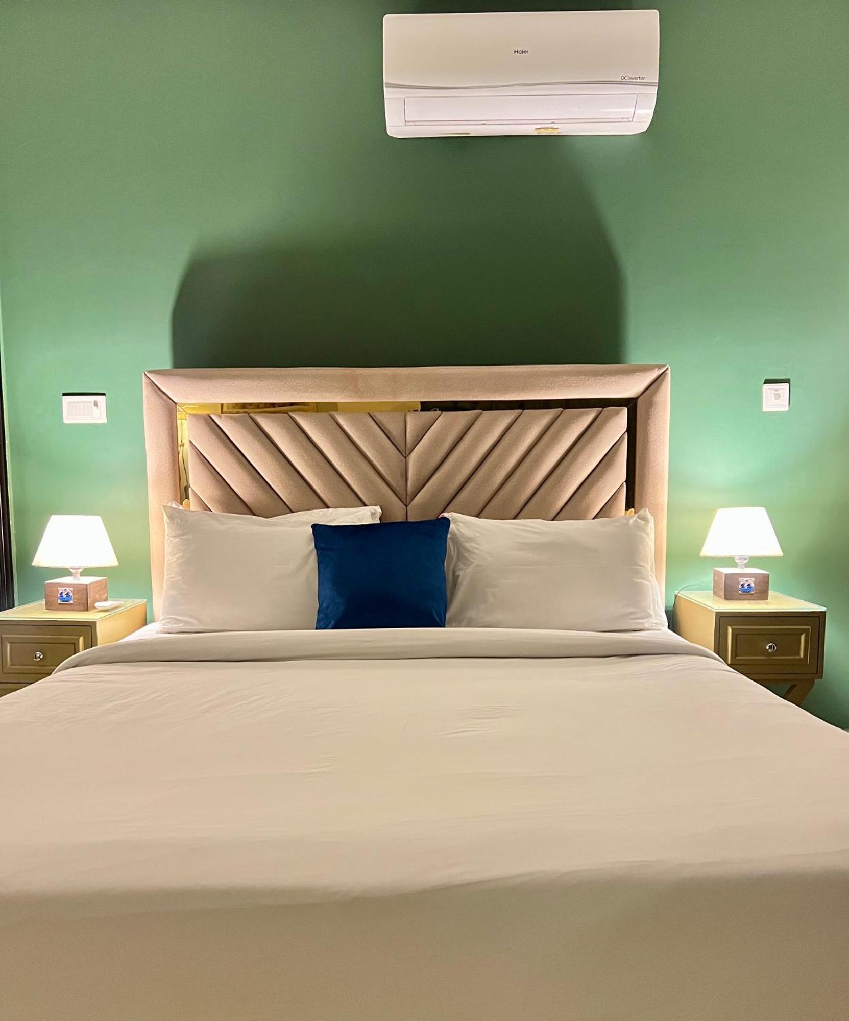 Serenity Corner 4 Bhk Islamabad Eksteriør billede